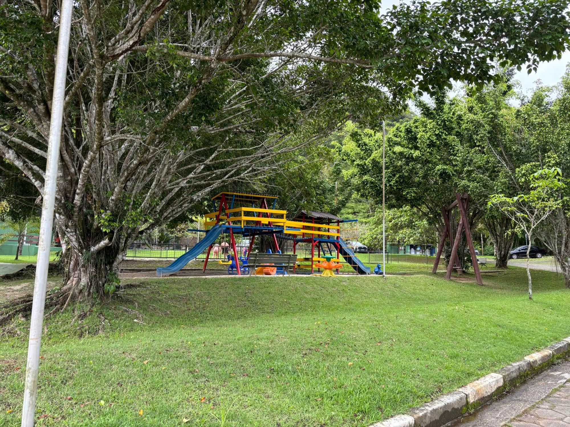 Condominio Com Muita Diversao Toninhas Убатуба Экстерьер фото